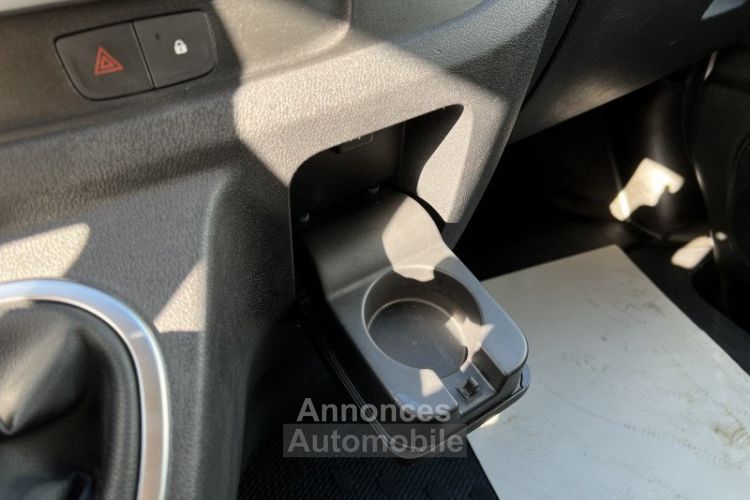 Renault Trafic III FG L1H1 1000 2.0 DCI 120CH CABINE APPROFONDIE / APPLE CARPLAY / RÉGULATEUR DE VITES - <small></small> 19.490 € <small>TTC</small> - #8