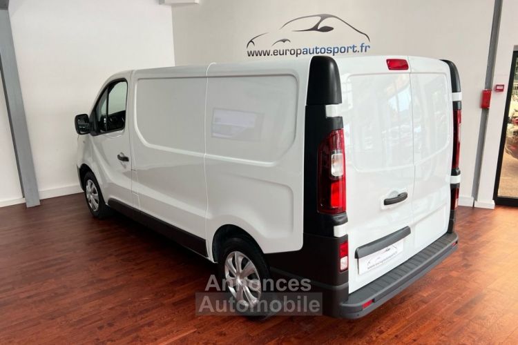 Renault Trafic III FG L1H1 1000 2.0 DCI 120CH GRAND CONFORT E6 - <small></small> 23.990 € <small>TTC</small> - #5