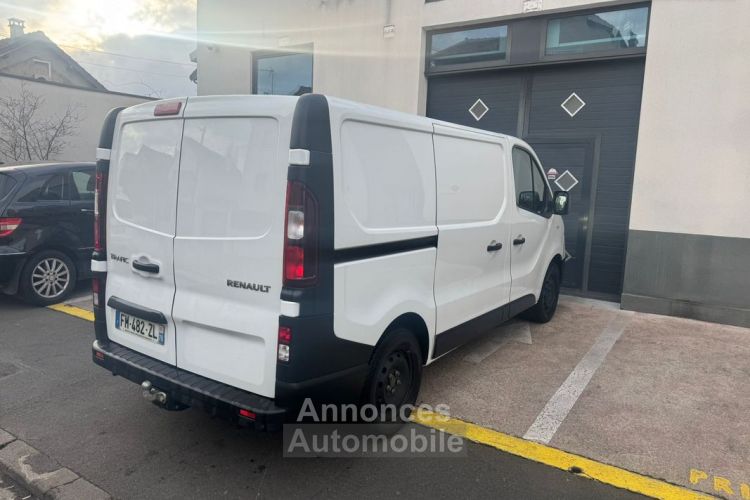 Renault Trafic III FG L1H1 1000 2.0 DCI 145CH Energy GCF EDC E6 Historique d'entretien Garantie 12 mois 1ère main TVA récupérable - <small></small> 16.990 € <small>TTC</small> - #3