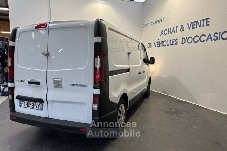 Renault Trafic III FG L1H1 1200 1.6 DCI 125CH ENERGY GRAND CONFORT EURO6 - <small></small> 18.490 € <small>TTC</small> - #5