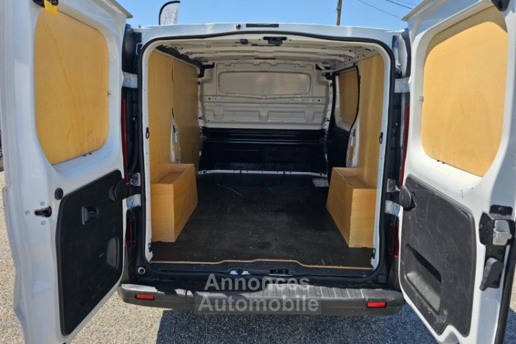 Renault Trafic III FG L1H1 2T8 2.0 BLUE DCI 130CH GRAND CONFORT - <small></small> 22.900 € <small>TTC</small> - #17