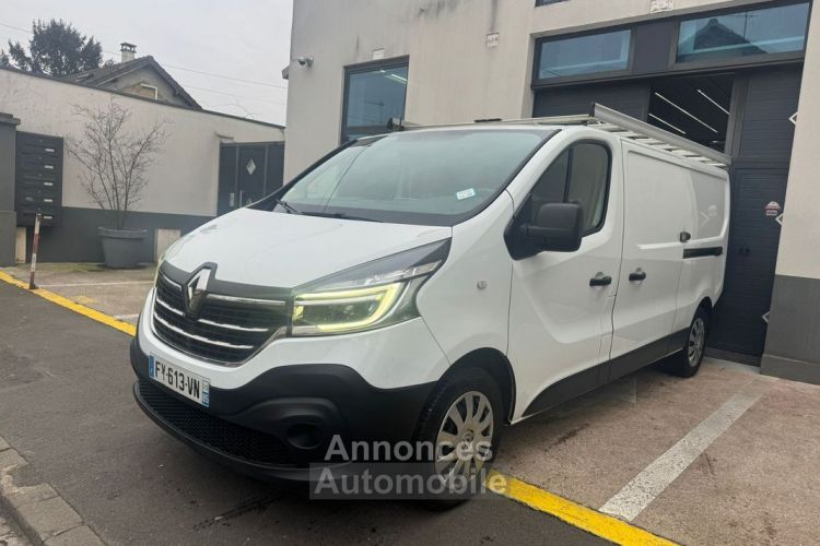 Renault Trafic III FG L2H1 1300 2.0 DCI 120CH Confort E6 Historique d'entretien Garantie 12 mois Double portes latérales Galerie 1ère main Prix TTC - <small></small> 16.490 € <small>TTC</small> - #2