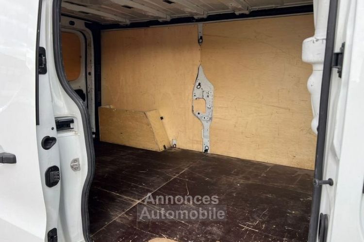 Renault Trafic III FG L2H1 1300 2.0 DCI 120CH GRAND CONFORT E6 - <small></small> 17.990 € <small>TTC</small> - #8