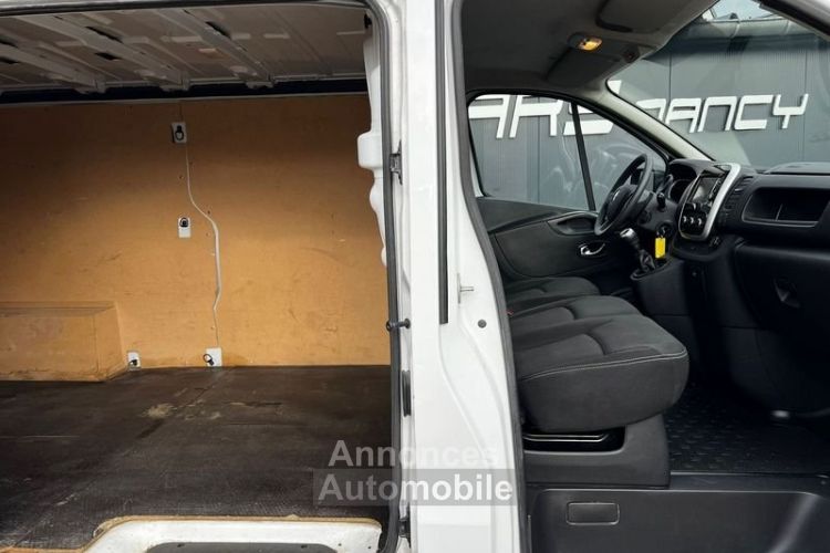 Renault Trafic III FG L2H1 1300 2.0 DCI 120CH GRAND CONFORT E6 - <small></small> 18.990 € <small>TTC</small> - #8