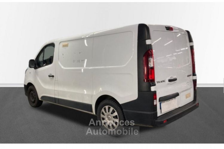 Renault Trafic III Fourgon L1H1 1200 Kg 2.0 dCi 120cv Grand Confort - <small></small> 17.990 € <small></small> - #4