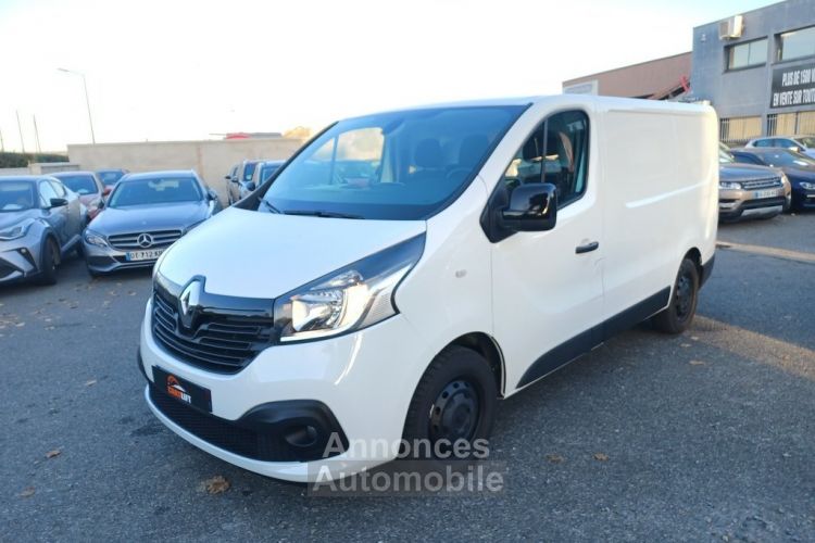 Renault Trafic III FOURGON L1H1 1.6 DCi 90CV, HISTORIQUE D ENTRETIEN A JOUR, PAS DE FAP d'ADBLUE - <small></small> 11.490 € <small>TTC</small> - #3