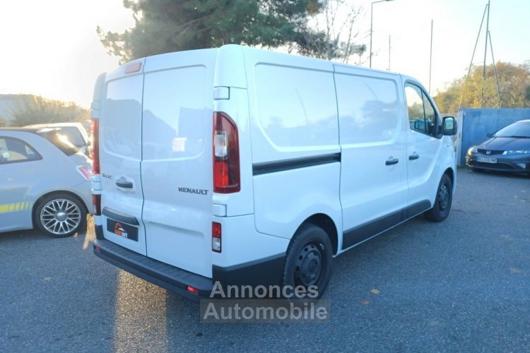 Renault Trafic III FOURGON L1H1 1.6 DCi 90CV, HISTORIQUE D ENTRETIEN A JOUR, PAS DE FAP d'ADBLUE - <small></small> 11.490 € <small>TTC</small> - #7