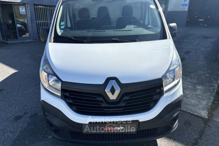 Renault Trafic III FOURGON L1H11.6 DCI 90 - 21700 KMS HISTORIQUE COMPLET FINANCEMENT POSSIBLE - <small></small> 16.490 € <small>TTC</small> - #2