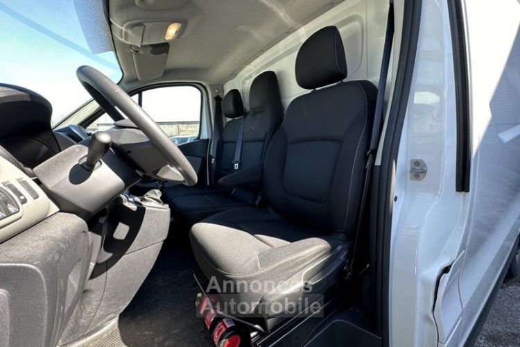 Renault Trafic III FOURGON L1H11.6 DCI 90 - 21700 KMS HISTORIQUE COMPLET FINANCEMENT POSSIBLE - <small></small> 16.490 € <small>TTC</small> - #13