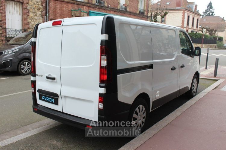 Renault Trafic III FOURGON TOLE CONFORT L1H1 1300 DCI 95 - <small></small> 11.490 € <small>TTC</small> - #24