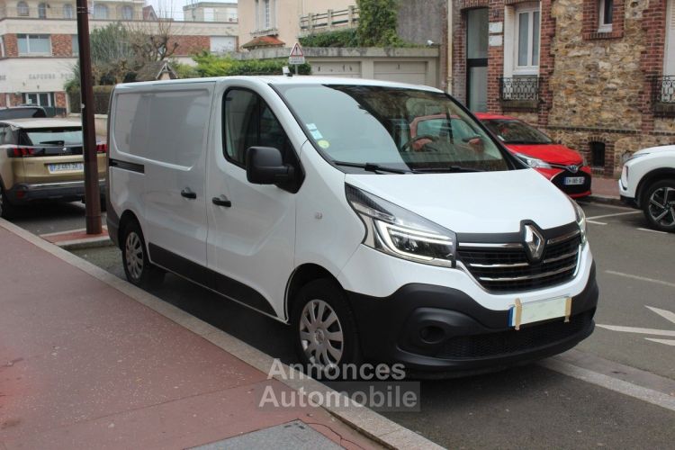 Renault Trafic III FOURGON TOLE CONFORT L1H1 1.6vDCI 95 - <small></small> 14.990 € <small>TTC</small> - #19