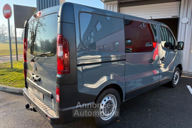 Renault Trafic III L1H1 2T8 2.0 DCi 130ch BVM6 Grand Confort Aménagé VAN MANIA 1ère main FR 3 places TVA 2 Couchages Caméra Angles morts Douche Gazinière Attelage Pa - <small></small> 41.990 € <small></small> - #3