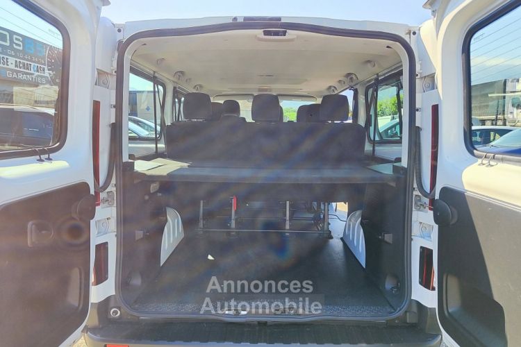 Renault Trafic III L2 2.0 dCi 150ch Energy S&S 9 places 23500€ HT - <small></small> 28.200 € <small>TTC</small> - #13