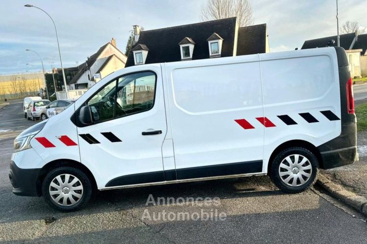 Renault Trafic L1H1 1000 Confort 2.0 dCi 120CV BVM6 10825HT TBEG - <small></small> 12.990 € <small>TTC</small> - #2