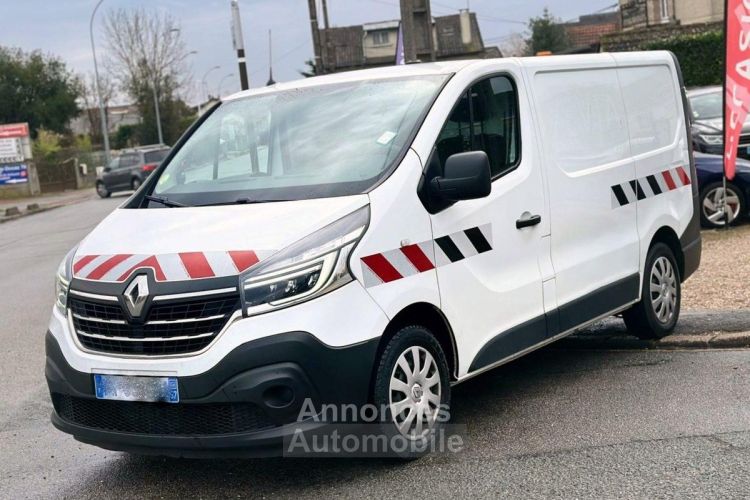 Renault Trafic L1H1 1000 Confort 2.0 dCi 120CV BVM6 11659HT ENTRETIEN JOUR TBEG - <small></small> 13.990 € <small>TTC</small> - #1