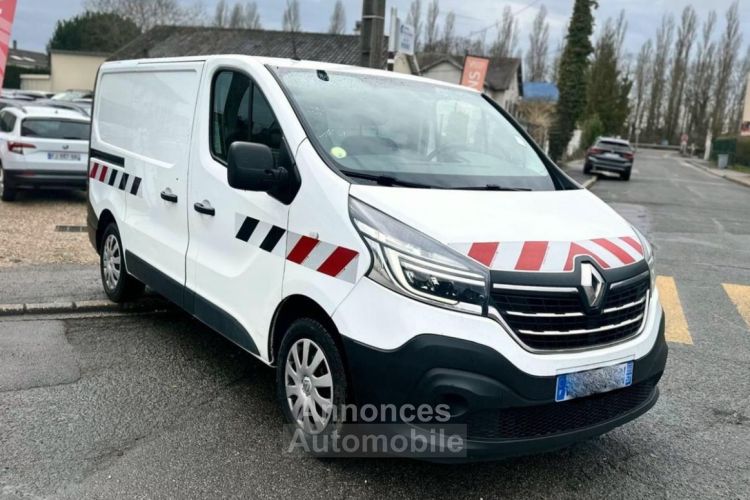 Renault Trafic L1H1 1000 Confort 2.0 dCi 120CV BVM6 11659HT ENTRETIEN JOUR TBEG - <small></small> 13.990 € <small>TTC</small> - #4