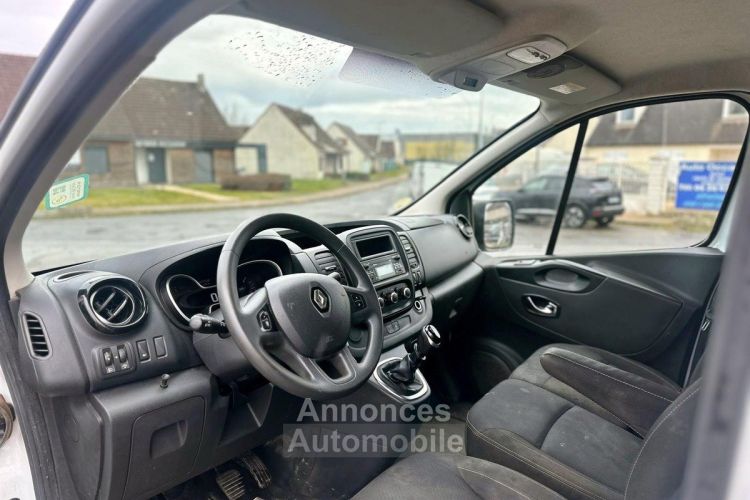 Renault Trafic L1H1 1000 Confort 2.0 dCi 120CV BVM6 11659HT ENTRETIEN JOUR TBEG - <small></small> 13.990 € <small>TTC</small> - #10