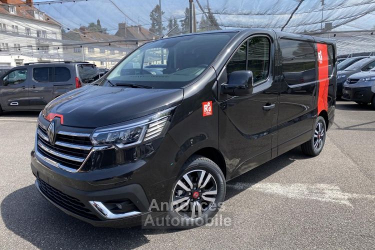 Renault Trafic L1H1 FOURGON 3000 Kg 2.0 Blue dCi 150 EDC RED EDITION EXCLUSIVE - <small></small> 36.680 € <small></small> - #1