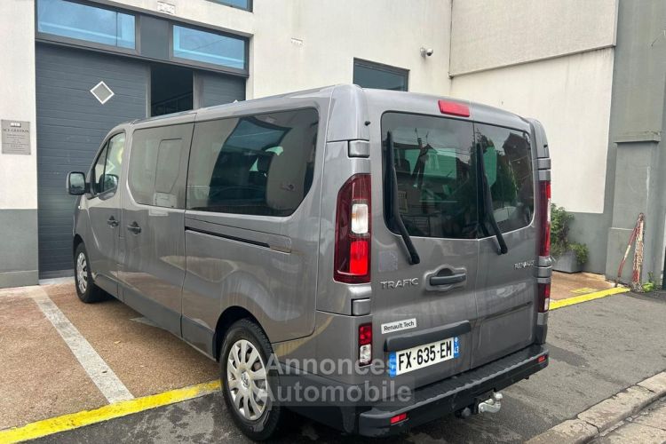 Renault Trafic l2 Combi 2.0 dci 145 BV6 intens 9 places Historique d'entretien Garantie 12 mois Homologué TPMR Radar de recul Double portes latérales - <small></small> 27.490 € <small>TTC</small> - #4