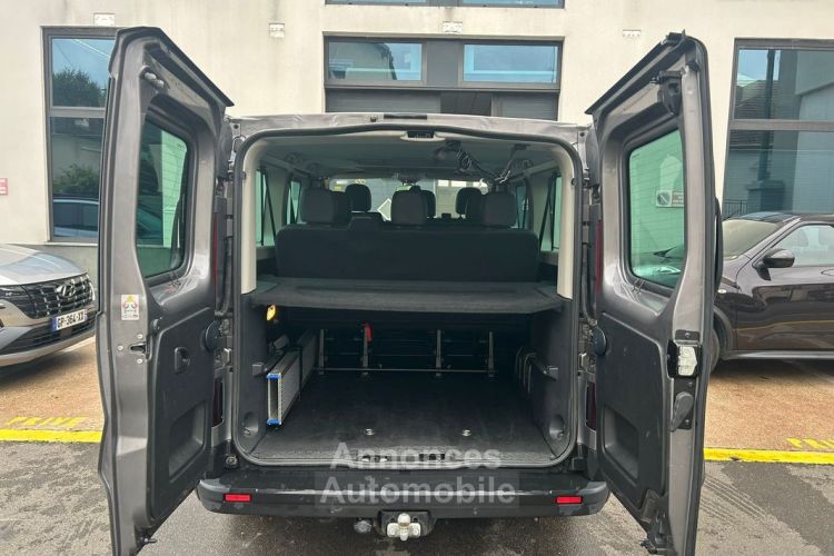 Renault Trafic l2 Combi 2.0 dci 145 BV6 intens 9 places Historique d'entretien Garantie 12 mois Homologué TPMR Radar de recul Double portes latérales - <small></small> 27.490 € <small>TTC</small> - #7