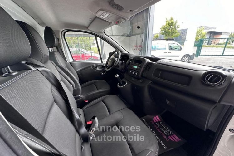 Renault Trafic L2H1 1300 Kg 2.0 dCi - 120  Fourgon Confort L2H1 Prix HT - <small></small> 15.990 € <small></small> - #11