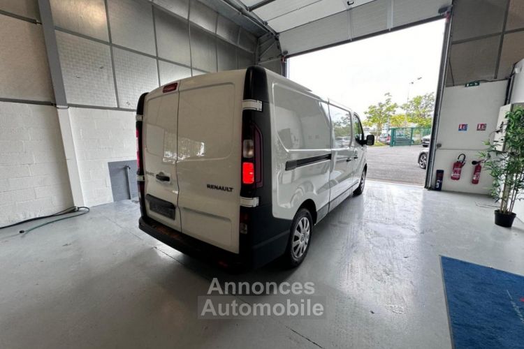 Renault Trafic L2H1 1300 Kg 2.0 dCi - 120  Fourgon Confort L2H1 Prix HT - <small></small> 15.990 € <small></small> - #16