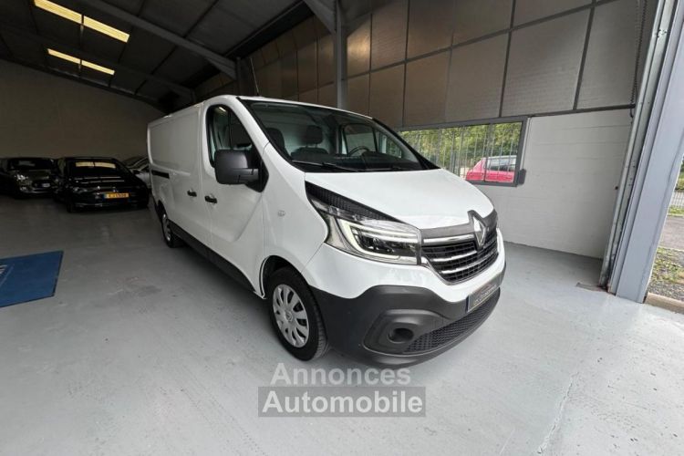 Renault Trafic L2H1 1300 Kg 2.0 dCi - 120  Fourgon Confort L2H1 Prix HT - <small></small> 15.990 € <small></small> - #18