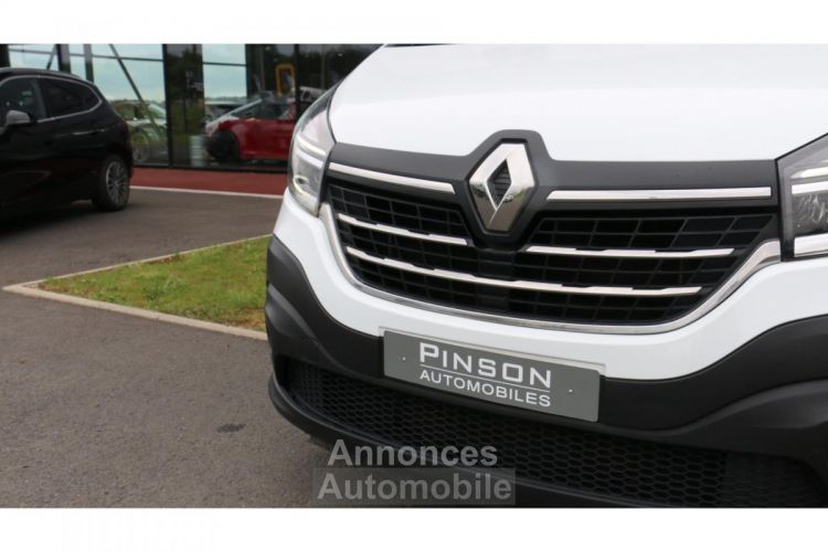 Renault Trafic L2H1 1300 Kg 2.0 dCi - 120 III FOURGON Fourgon Grand Confort L2H1 PHASE 2 - <small></small> 15.900 € <small></small> - #7