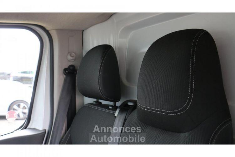 Renault Trafic L2H1 1300 Kg 2.0 dCi - 120 III FOURGON Fourgon Grand Confort L2H1 PHASE 2 - <small></small> 15.900 € <small></small> - #45