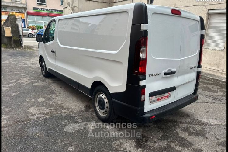 Renault Trafic L2H1 2.0 dCi 130ch TVA RÉCUPÉRABLE - <small></small> 19.990 € <small>TTC</small> - #2