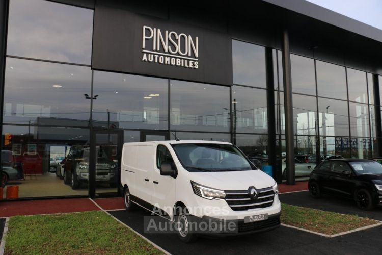 Renault Trafic L2H1 3000 Kg 2.0 Blue dCi - 150 III FOURGON Fourgon Grand Confort L2H1 PHASE 3 - <small></small> 33.900 € <small></small> - #1