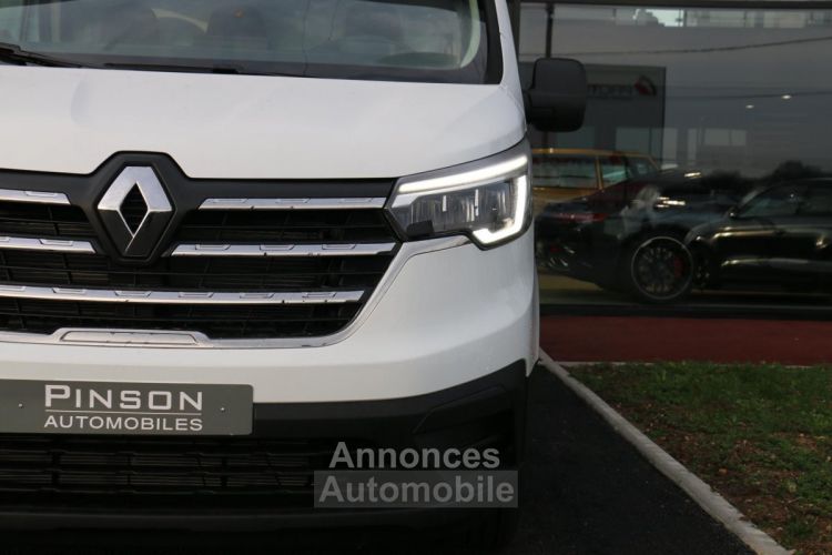 Renault Trafic L2H1 3000 Kg 2.0 Blue dCi - 150 III FOURGON Fourgon Grand Confort L2H1 PHASE 3 - <small></small> 33.900 € <small></small> - #21