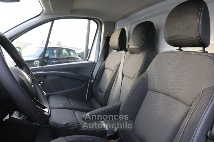 Renault Trafic L2H1 3000 Kg 2.0 Blue dCi - 150 III FOURGON Fourgon Grand Confort L2H1 PHASE 3 - <small></small> 33.900 € <small></small> - #23