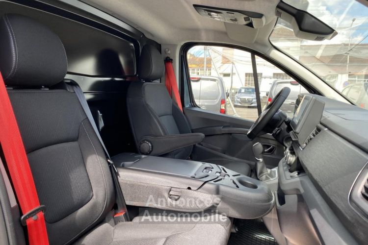 Renault Trafic L2H1 FOURGON 3000 Kg 2.0 Blue dCi 150 EDC RED EDITION EXCLUSIVE - <small></small> 39.490 € <small></small> - #10