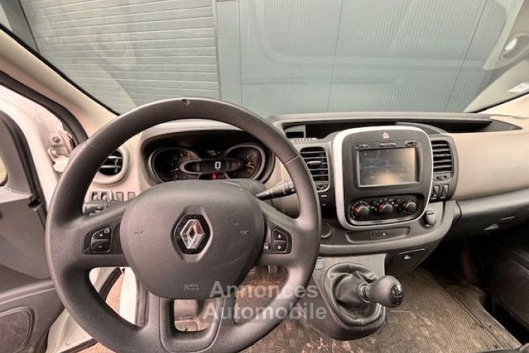 Renault Trafic Life 125cv 9 Places BVM - <small></small> 17.900 € <small>TTC</small> - #4