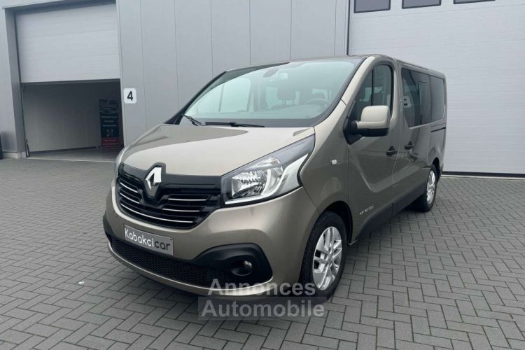 Renault Trafic Passenger 1.6 dCi Energy Twin Turbo Luxe -8 PLACES - <small></small> 23.990 € <small>TTC</small> - #3