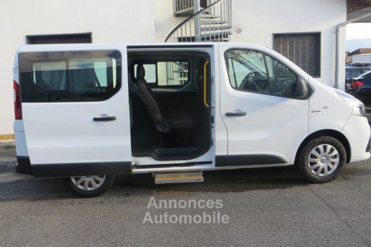 Renault Trafic Renault Trafic Combi L1 dCi  ,1ere main , carnet, 68 000 km ,9 places 18333€ ht - <small></small> 22.000 € <small></small> - #1