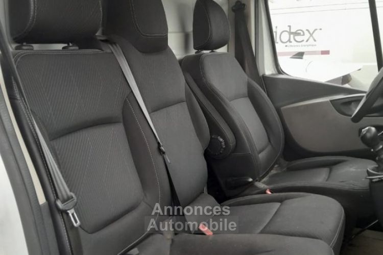 Renault Trafic tole FG GCF L2H2 DCI 125 E6 - <small></small> 13.680 € <small>TTC</small> - #13