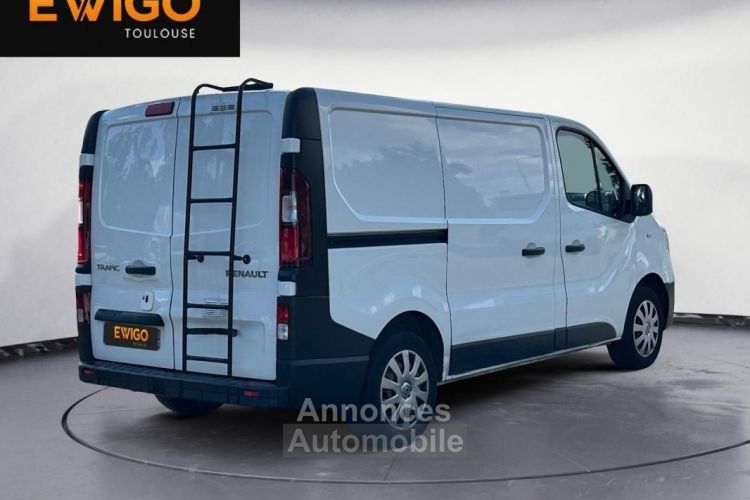 Renault Trafic VU ( TVA NON RECUPERABLE ) FOURGON L1H1 1.6 DCI 95 GRAND-CONFORT MOTEUR 16.000 KIL... - <small></small> 10.990 € <small>TTC</small> - #5