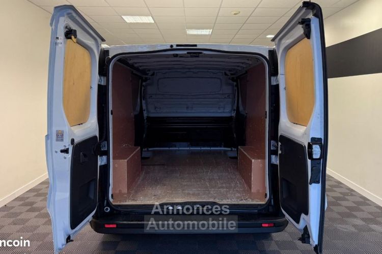 Renault Trafic VU FOURGON 1.6 DCI 145ch 1T0 L2H1 CONFORT + 2 PORTES LATÉRALES 14 992HT - <small></small> 17.990 € <small>TTC</small> - #14