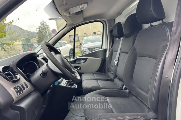 Renault Trafic VU FOURGON 1.6 DCI 95CH L1H1 CONFORT BLUETOOTH + RADAR DE RECUL - <small></small> 15.990 € <small>TTC</small> - #12