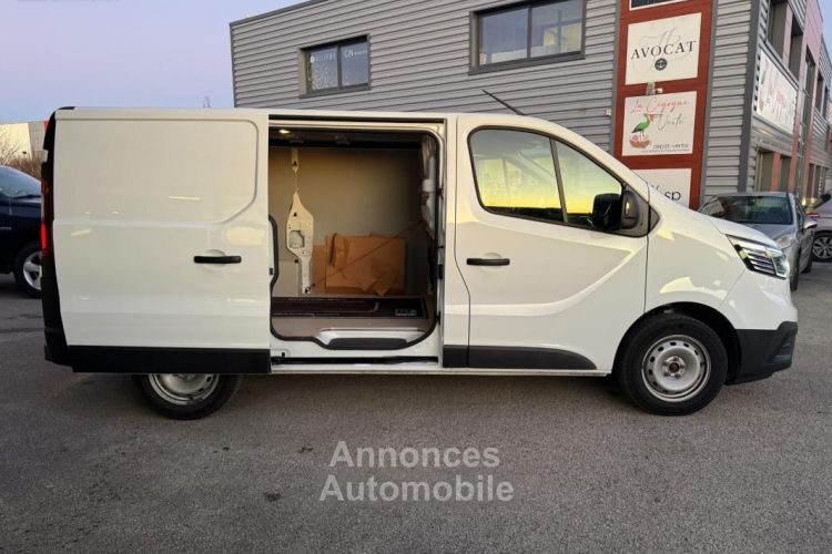 Renault Trafic VU FOURGON 2.0 BLUEDCI 130 28 L1H1 CONFORT - <small></small> 23.490 € <small>TTC</small> - #5