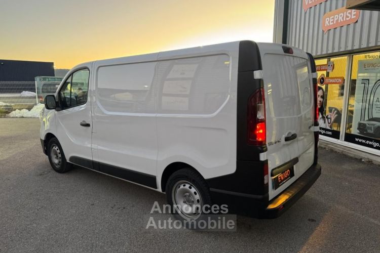 Renault Trafic VU FOURGON 2.0 BLUEDCI 130 28 L1H1 CONFORT - <small></small> 23.490 € <small>TTC</small> - #9