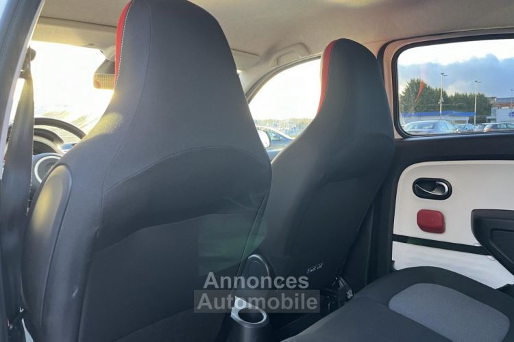 Renault Twingo 0.9 Energy TCe - 90 E6C III BERLINE Intens 2 - <small></small> 9.258 € <small>TTC</small> - #40