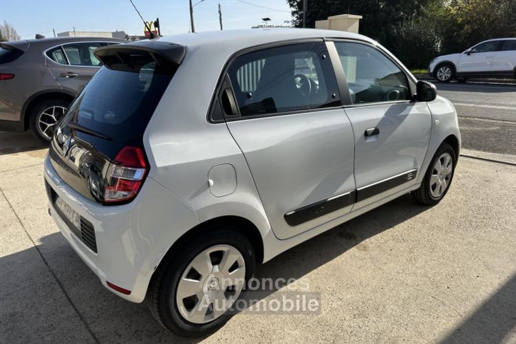 Renault Twingo 1.0 SCe - 70 Euro 6 Boîte courte III BERLINE Life 2 PHASE 1 - <small></small> 9.990 € <small>TTC</small> - #8