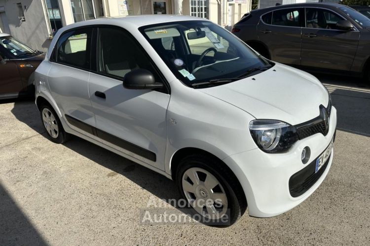 Renault Twingo 1.0 SCe - 70 Euro 6 Boîte courte III BERLINE Life 2 PHASE 1 - <small></small> 9.990 € <small>TTC</small> - #9