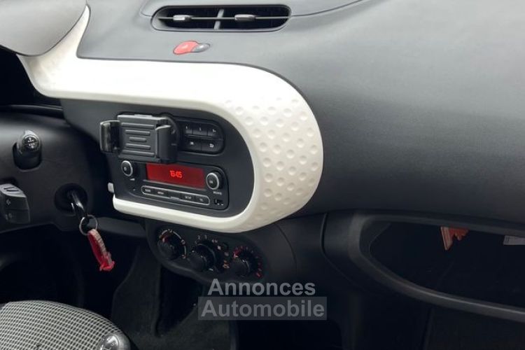 Renault Twingo 1.0 SCE 70 LIFE Vitre Electrique Régulateur de vitesse - <small></small> 8.290 € <small>TTC</small> - #13