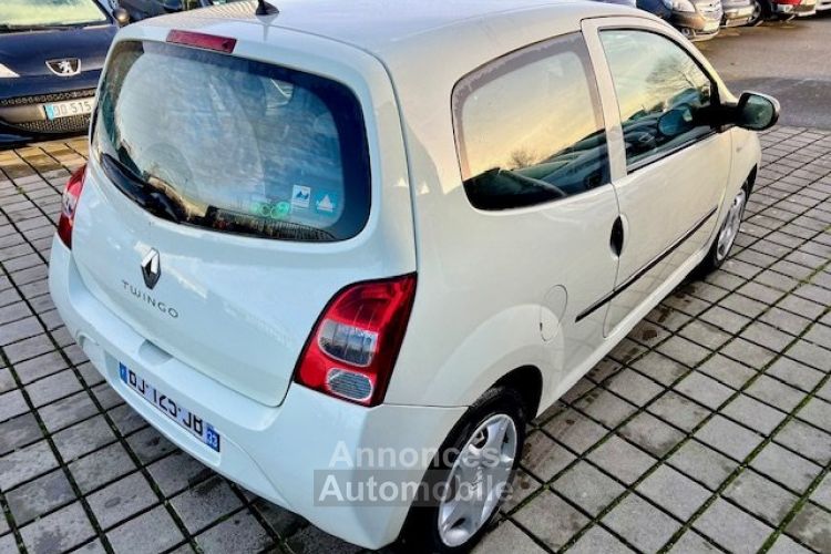 Renault Twingo 1.2 16V 75CH ECO2 AUTHENTIQUE EURO 5 - <small></small> 6.990 € <small>TTC</small> - #5