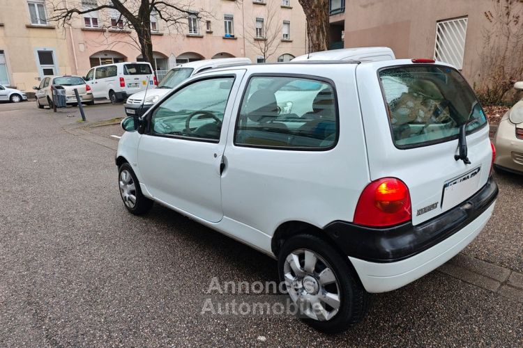 Renault Twingo 1.2 16v 75ch Expression - <small></small> 2.490 € <small>TTC</small> - #5