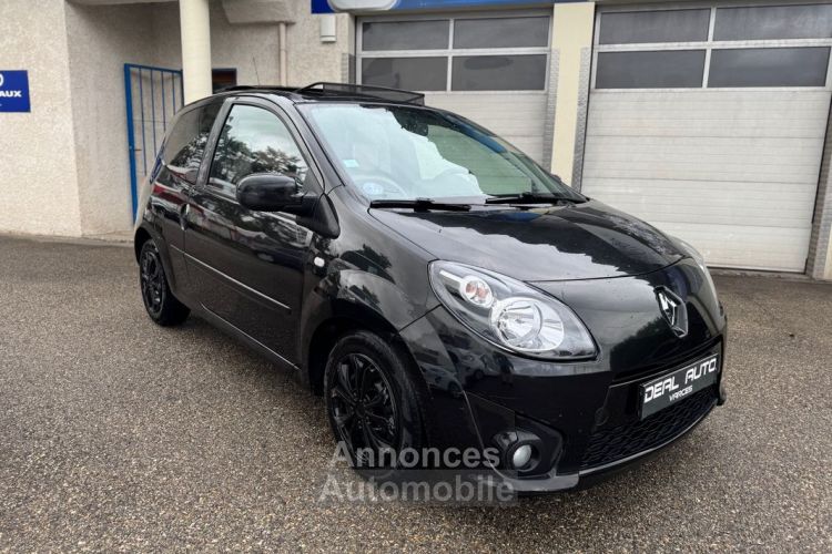 Renault Twingo 1.2 16v 75ch Miss Sixty Toit ouvrant panoramique - <small></small> 5.490 € <small>TTC</small> - #2